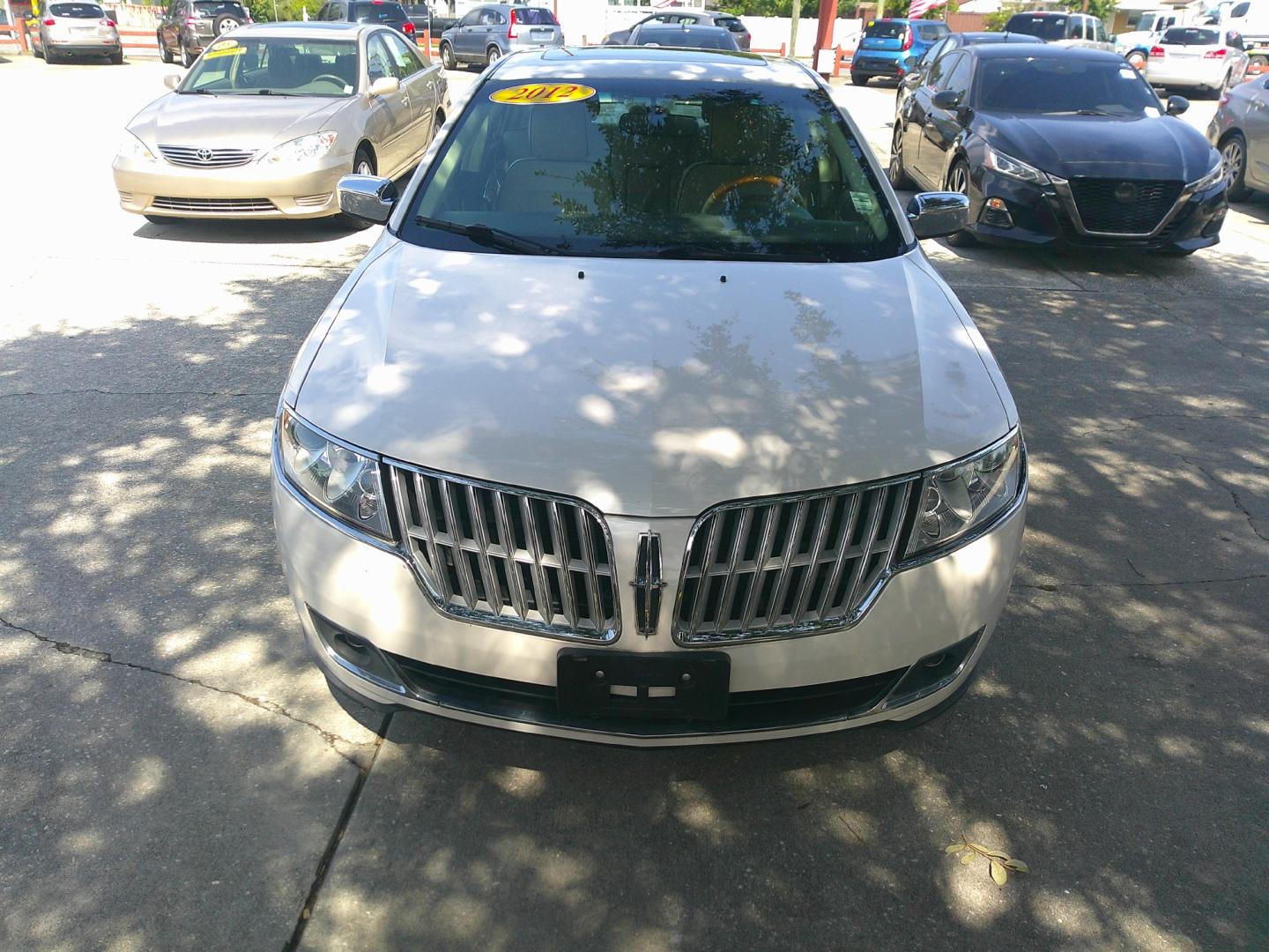 2012 WHITE LINCOLN MKZ BASE (3LNHL2GC0CR) , located at 1200 Cassat Avenue, Jacksonville, FL, 32205, (904) 695-1885, 30.302404, -81.731033 - Photo#0